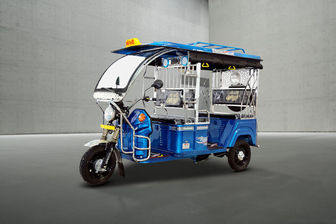 E Pride Auto E-Rickshaw