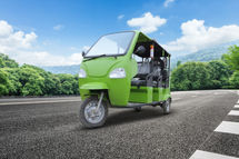 SN Solar Energy Passenger Auto E Rickshaw